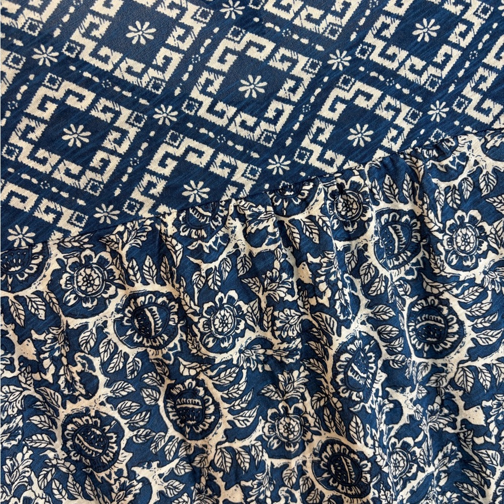 Lucky Brand Blue and White Patterned Blouse - Picture 5 of 8